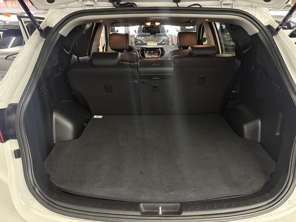 HYUNDAI Santa Fe - Vista 7