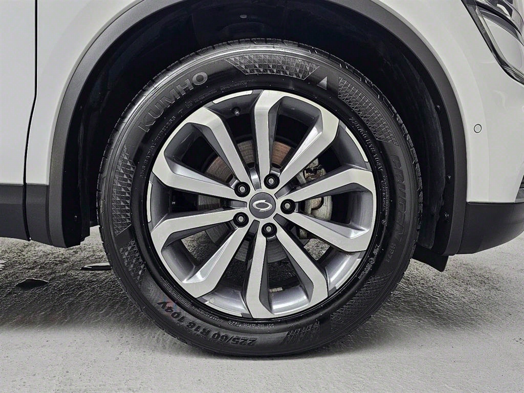 SAMSUNG QM6 - Vista 5