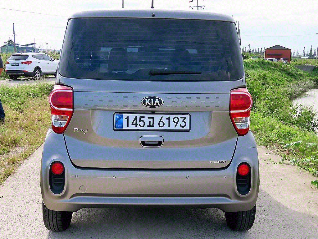 KIA Ray - Vista 4