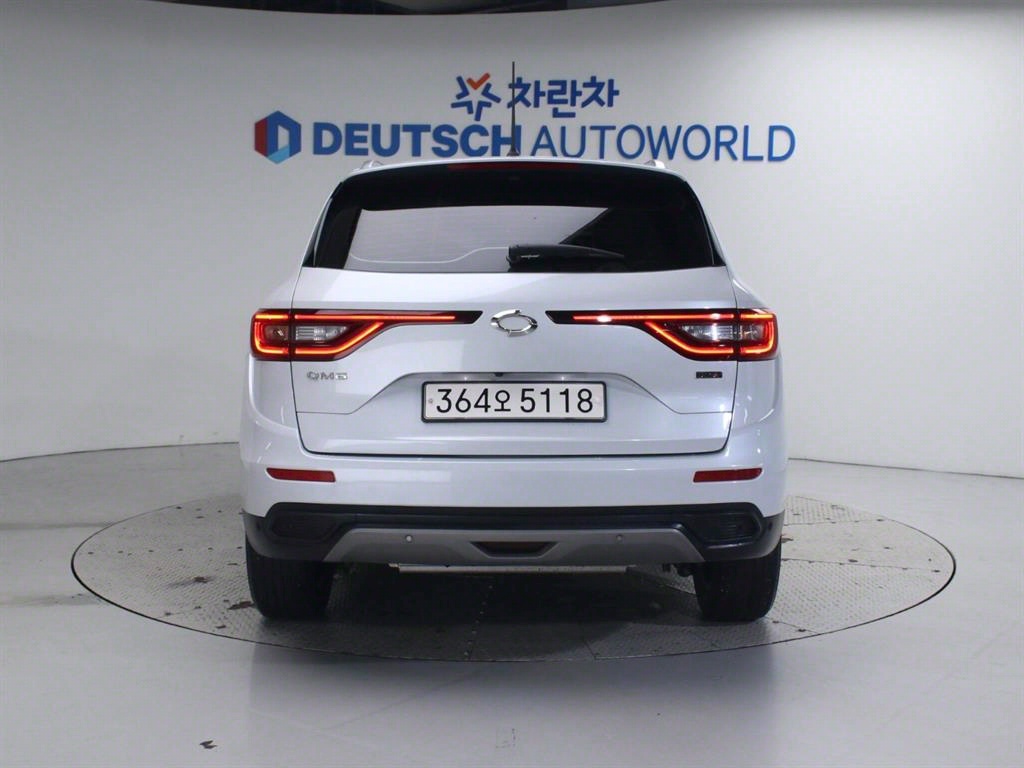 SAMSUNG QM6 - Vista 4