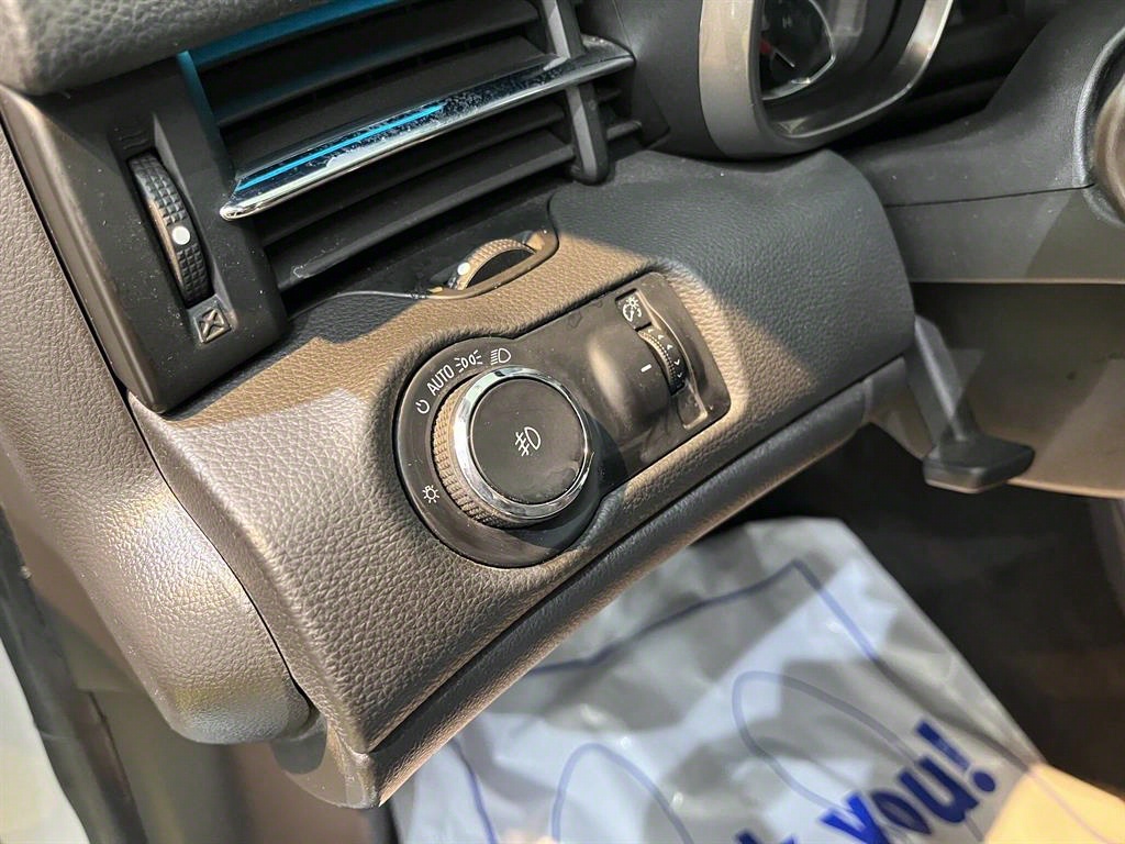 Chevrolet Malibu - Vista 10