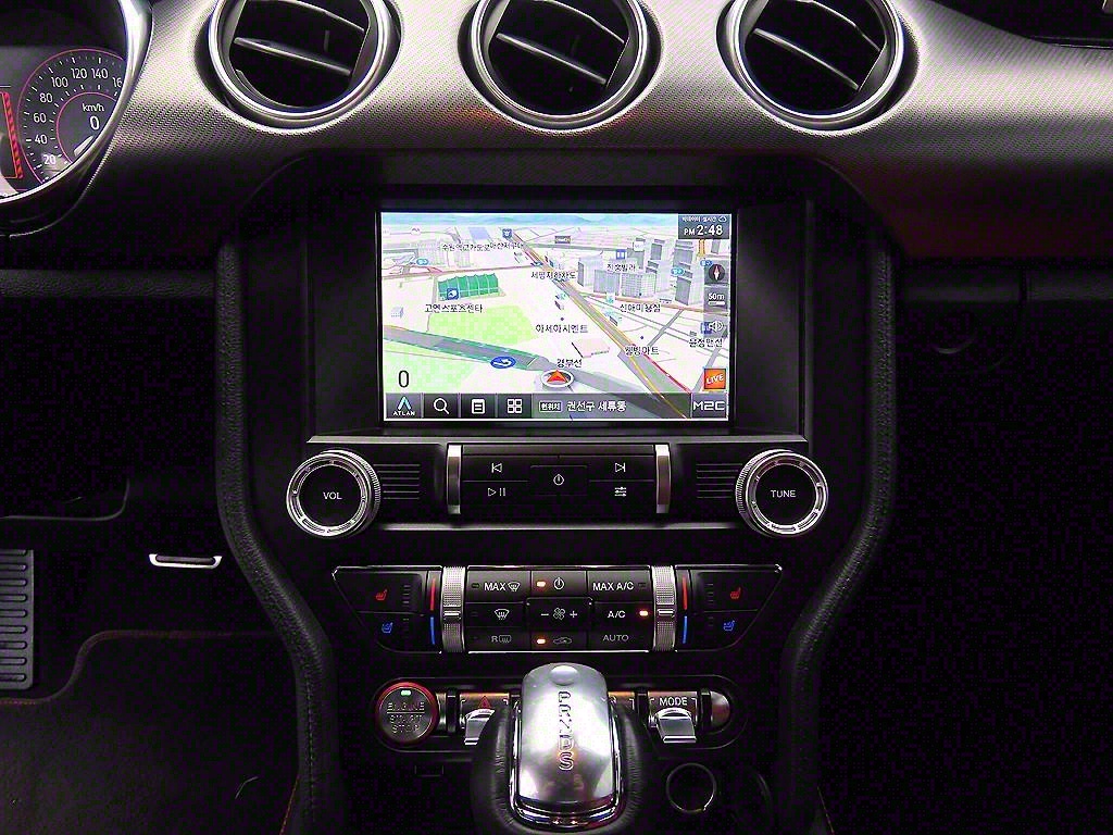 Ford Mustang - Vista 12