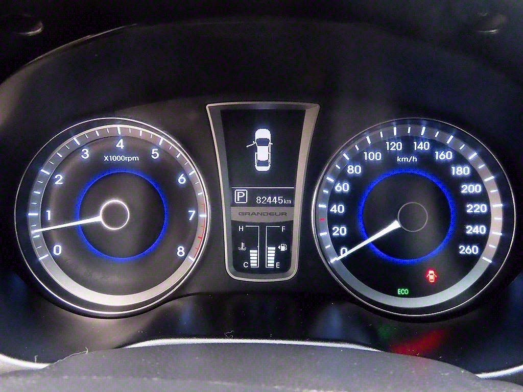 HYUNDAI Grandeur - Vista 9