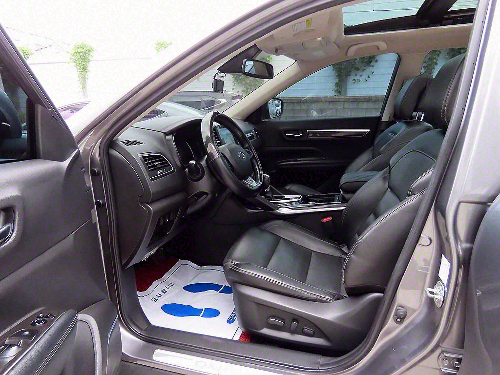 SAMSUNG QM6 - Vista 6