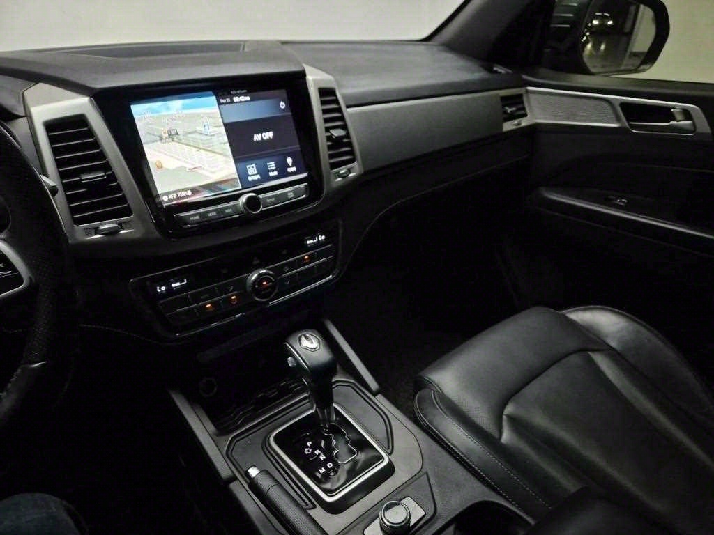 Ssangyong Rexton - Vista 10