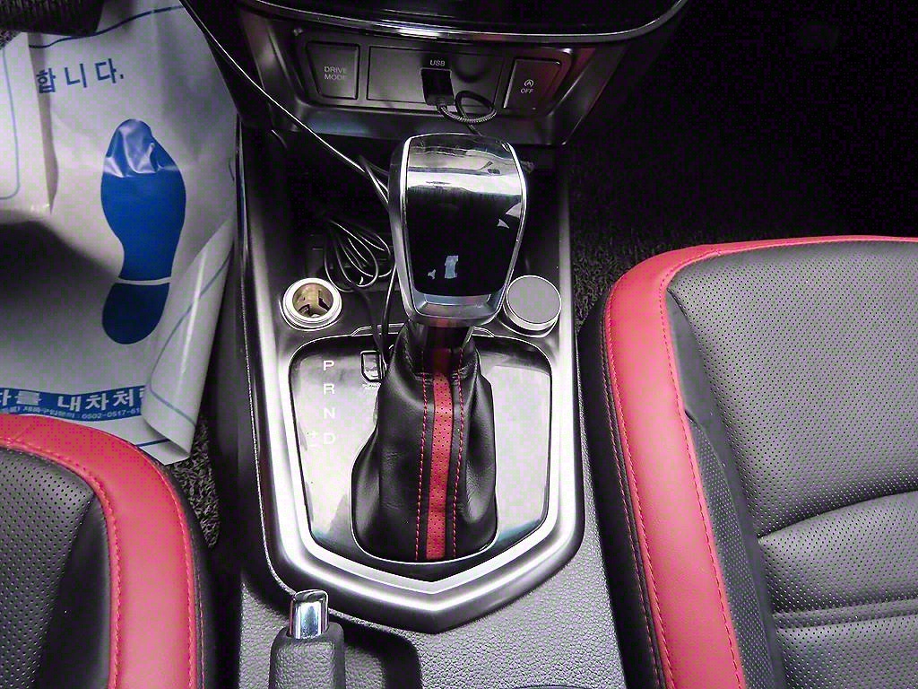 Ssangyong Tivoli - Vista 10