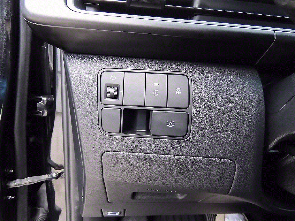 HYUNDAI Staria - Vista 11