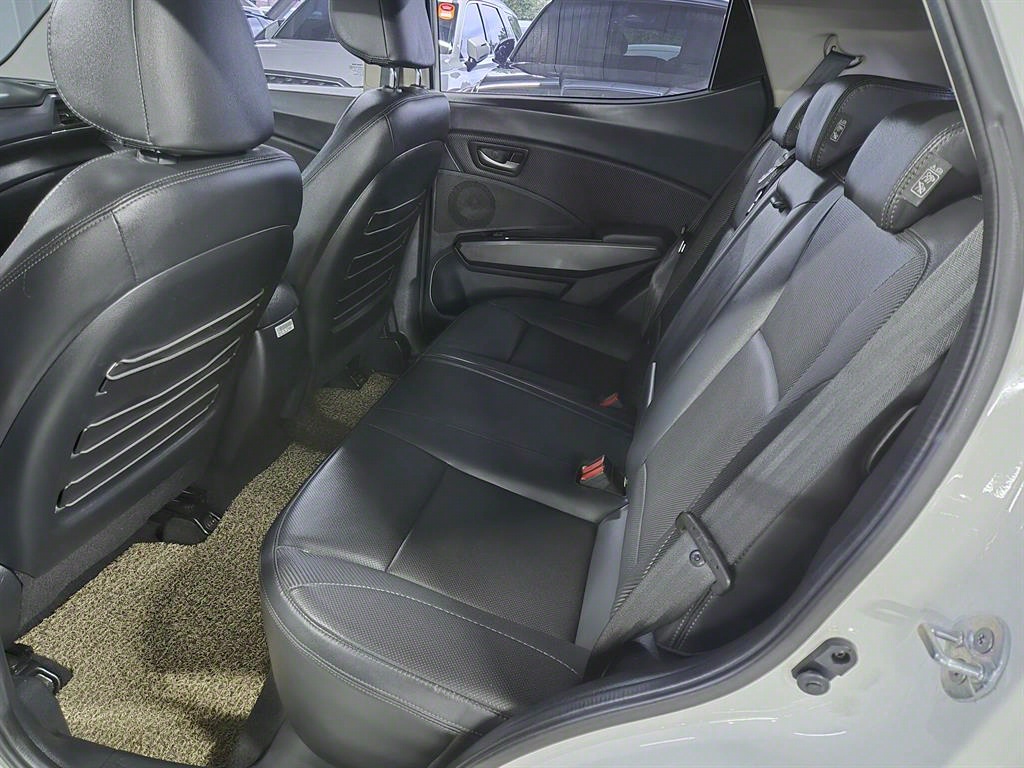 Ssangyong Tivoli 2020 Blanco - Importación desde Corea - HF Imports Iquique - Foto 17