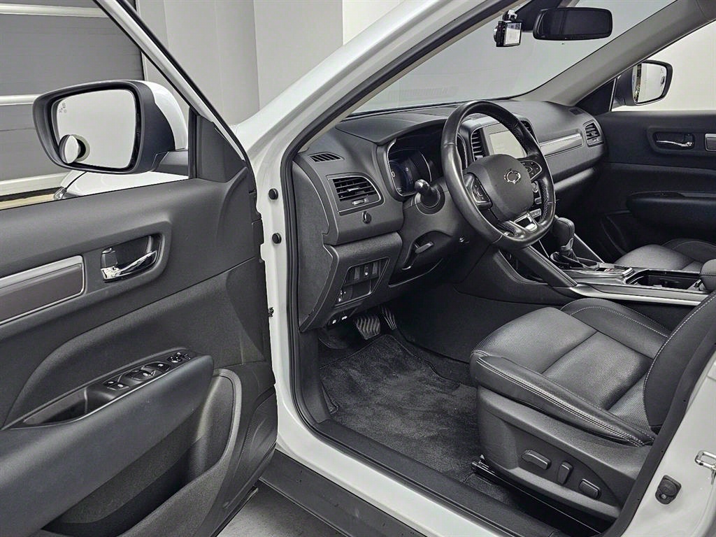 SAMSUNG QM6 - Vista 11