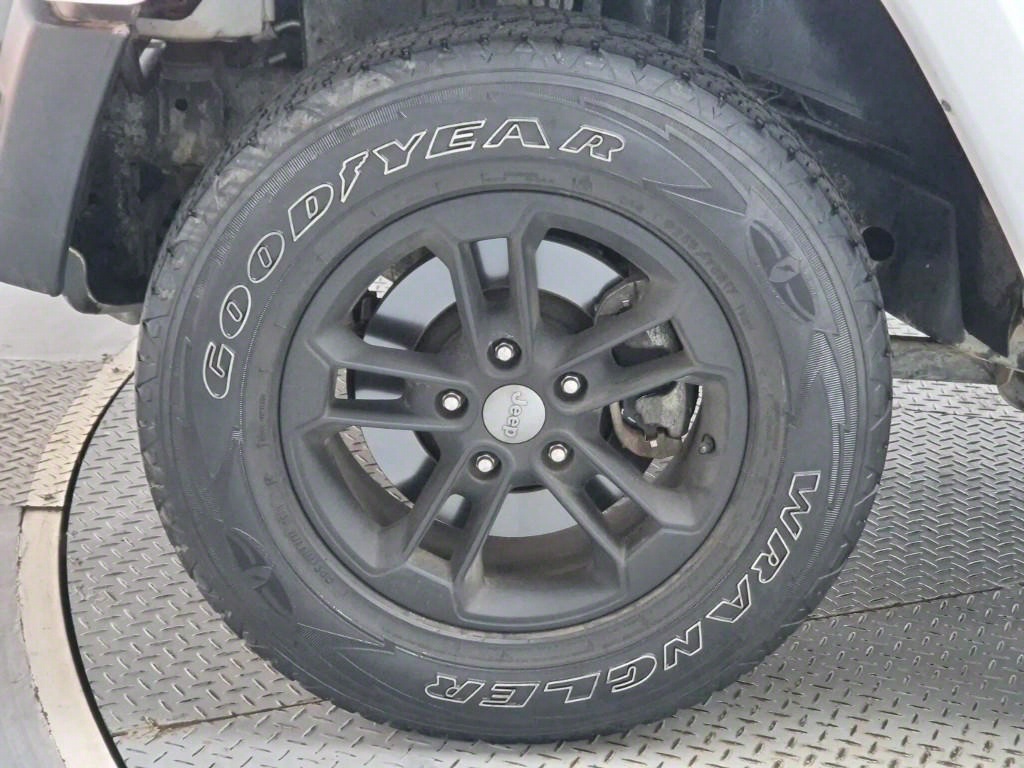 Jeep Wrangler 2017 Blanco - Importación desde Corea - HF Imports Iquique - Foto 19