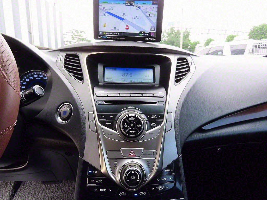 HYUNDAI Grandeur 2011 Negro - Importación desde Corea - HF Imports Iquique - Foto 13