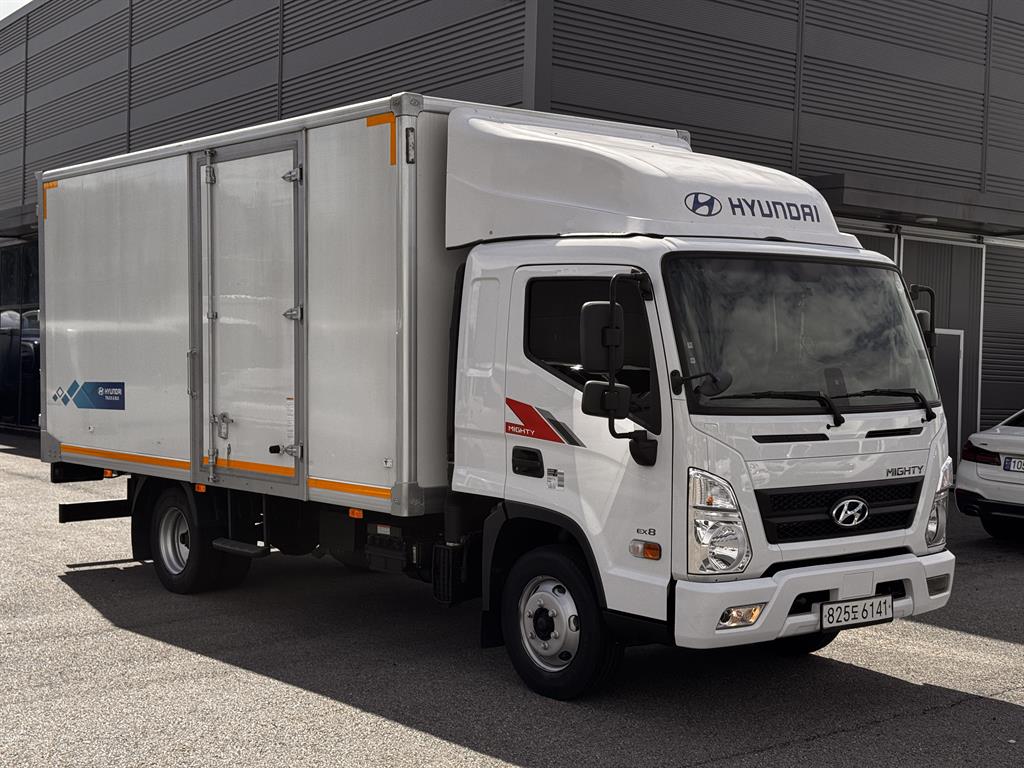 medium and large cargo truck 2023 Blanco - Importación desde Corea - HF Imports Iquique - Foto 1