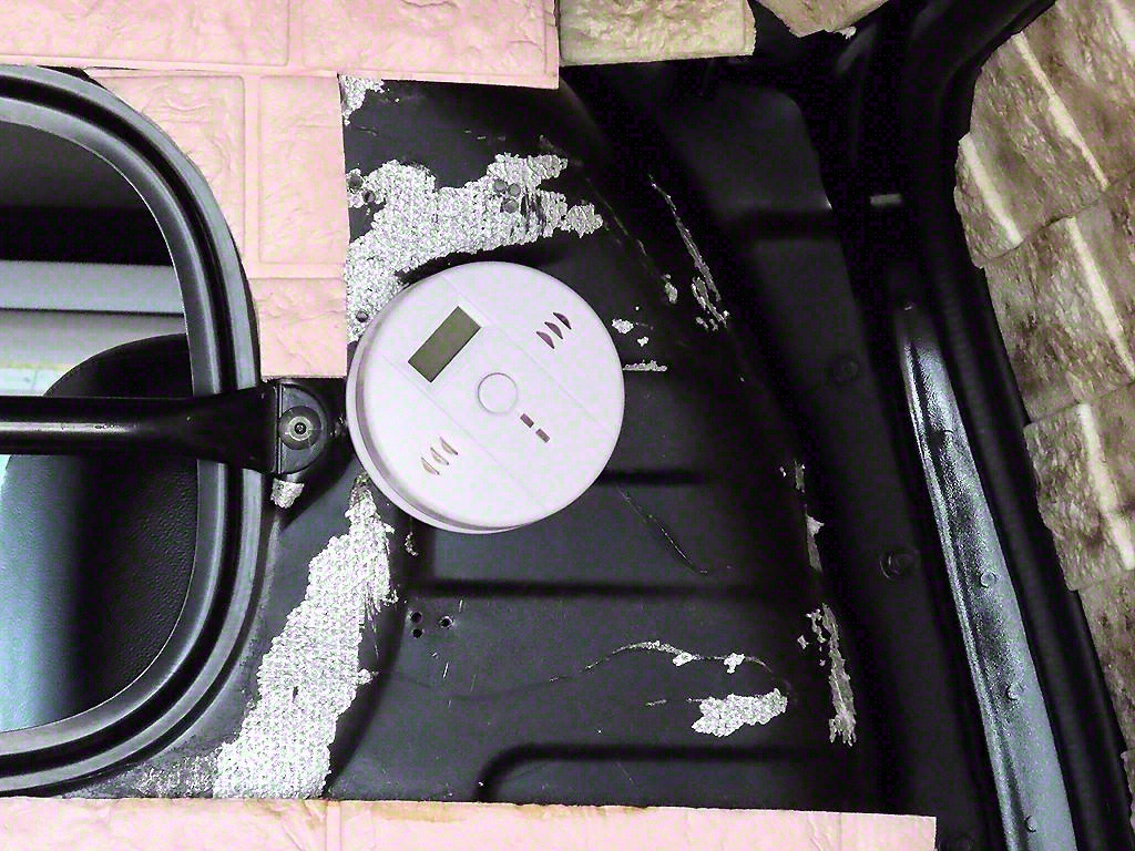 HYUNDAI Staria 2022 Negro - Importación desde Corea - HF Imports Iquique - Foto 16