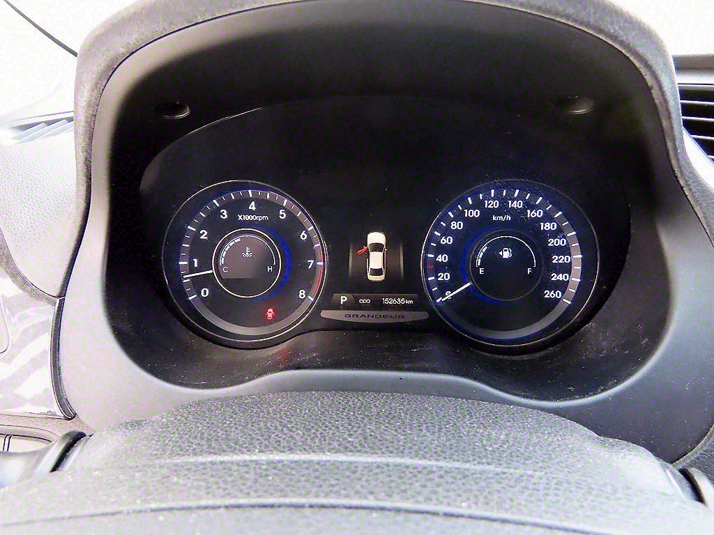 HYUNDAI Grandeur - Vista 9