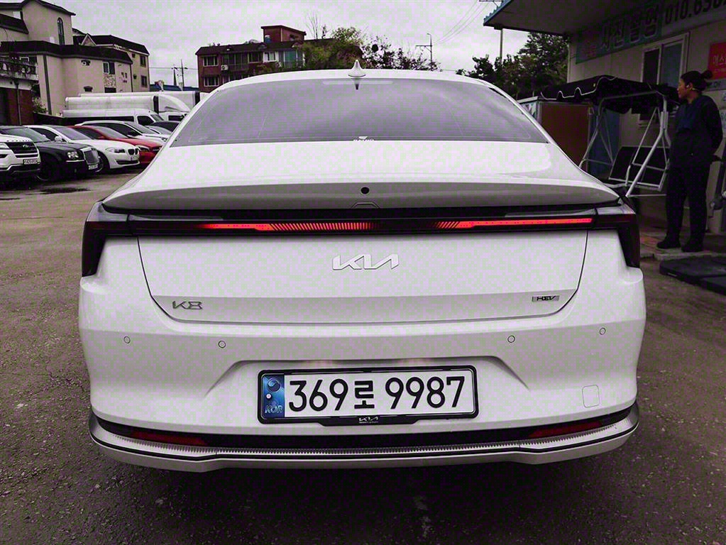 KIA K8 - Vista 4