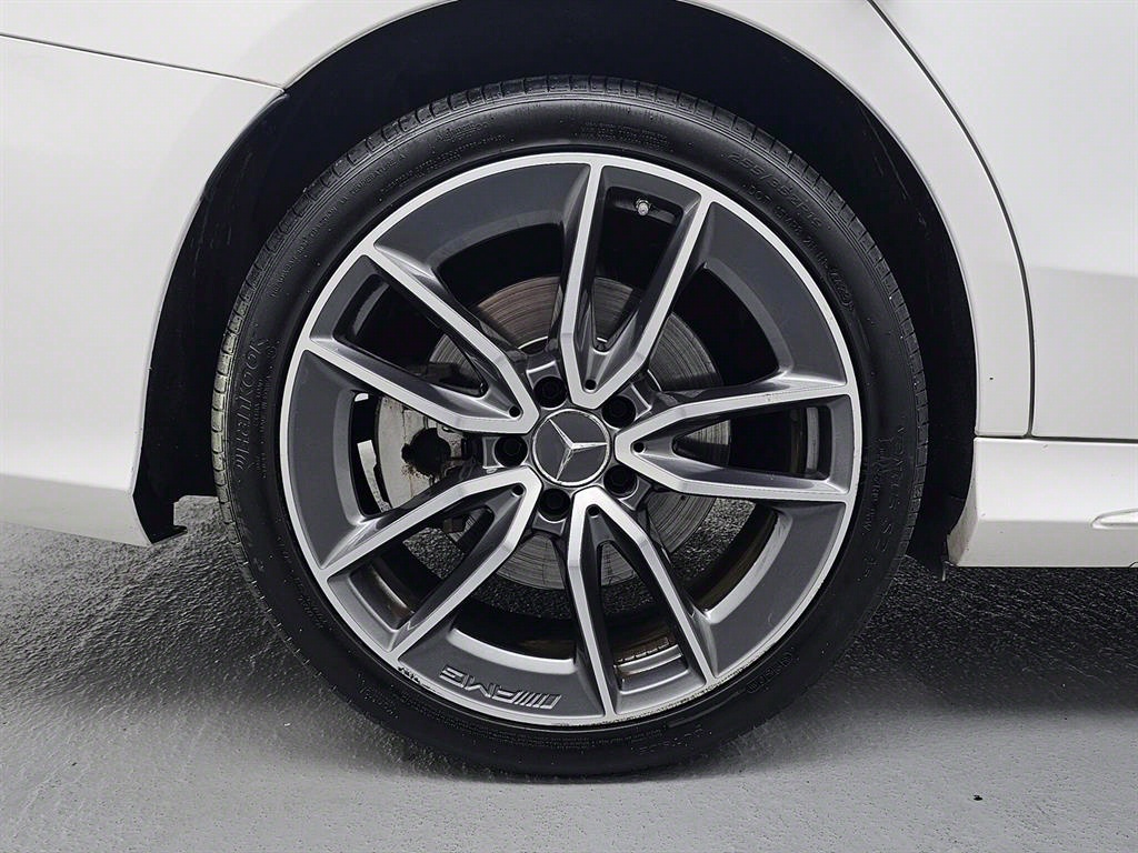 Mercedes Benz C Class - Vista 5