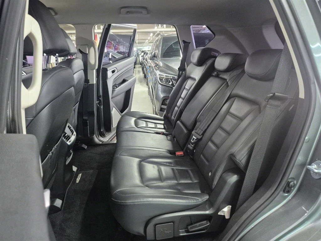 Ssangyong Rexton - Vista 7