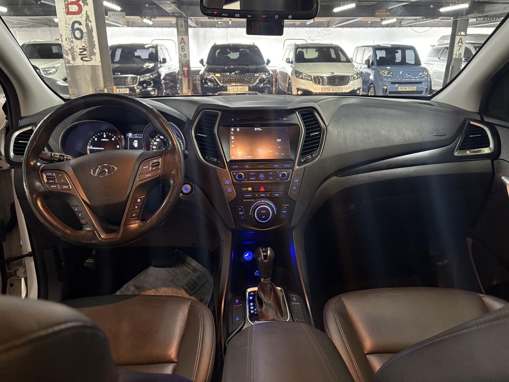 HYUNDAI Santa Fe - Vista 6