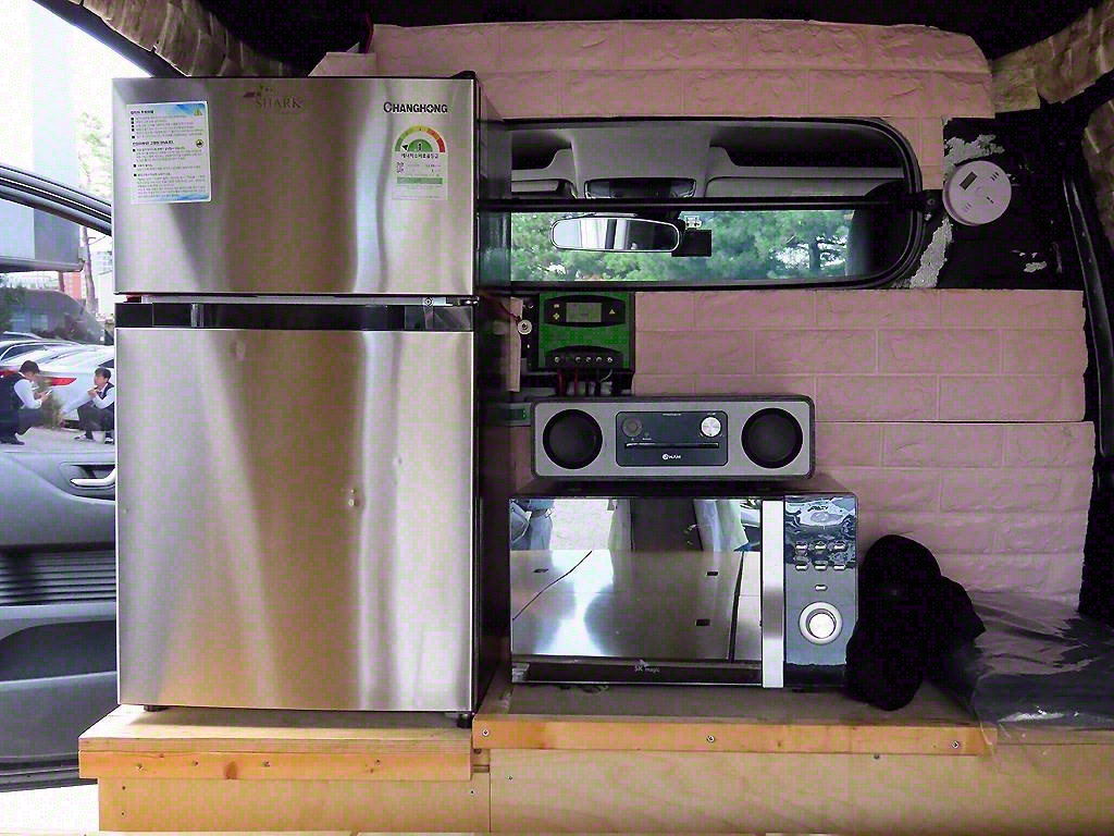 HYUNDAI Staria 2022 Negro - Importación desde Corea - HF Imports Iquique - Foto 17