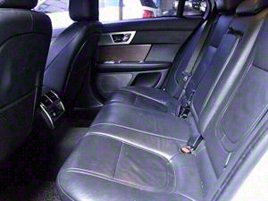 Jaguar XF - Vista 12