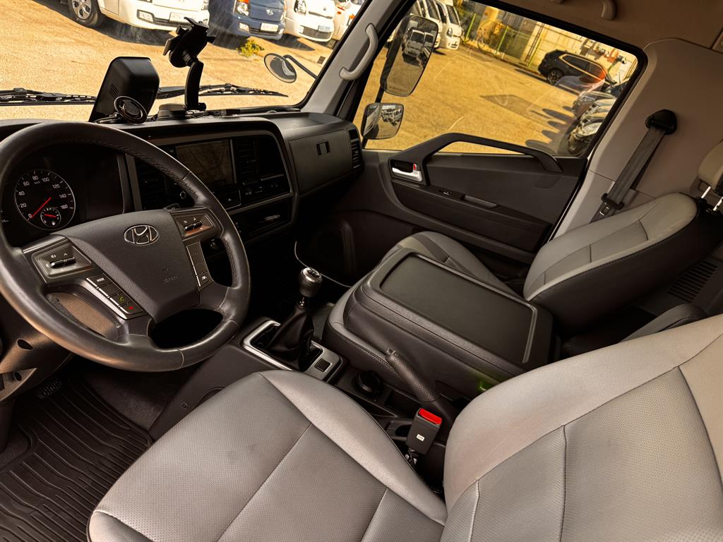 medium and large cargo truck 2023 Blanco - Importación desde Corea - HF Imports Iquique - Foto 14