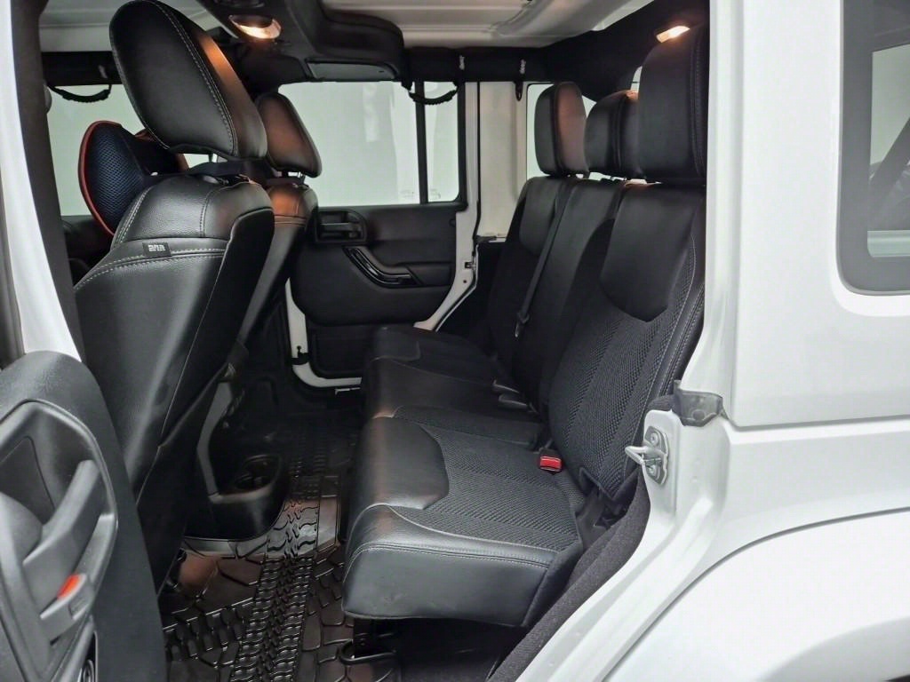 Jeep Wrangler - Vista 12