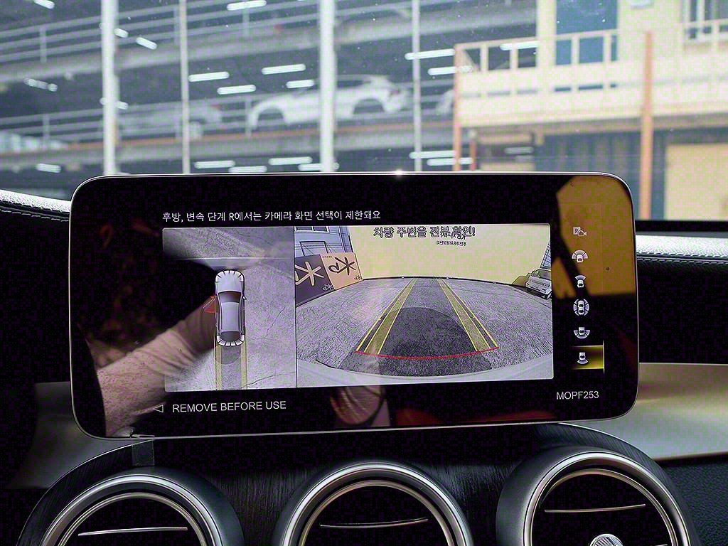 Mercedes Benz GLC Class 2023 Blanco - Importación desde Corea - HF Imports Iquique - Foto 9