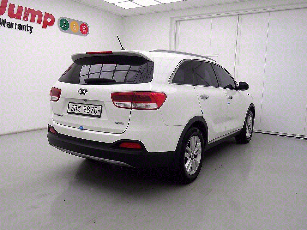 KIA Sorento - Vista 4