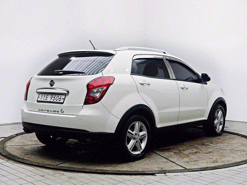 Ssangyong Korando - Vista 7