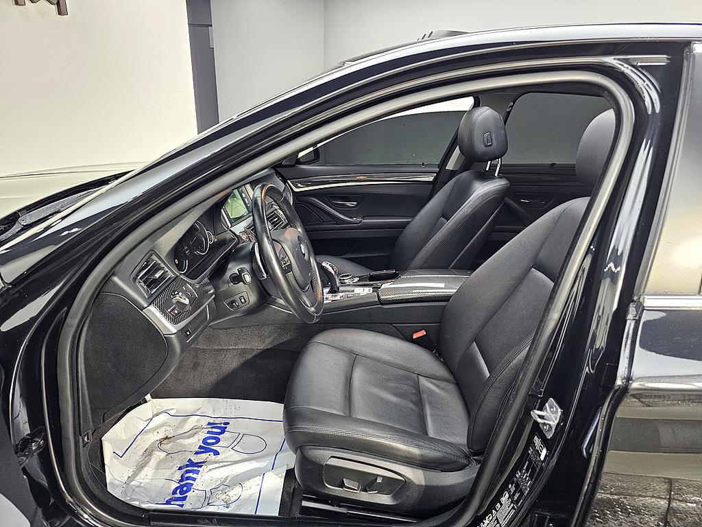 BMW 5 Series - Vista 8