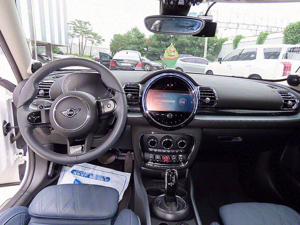 Mini Clubman - Vista 7