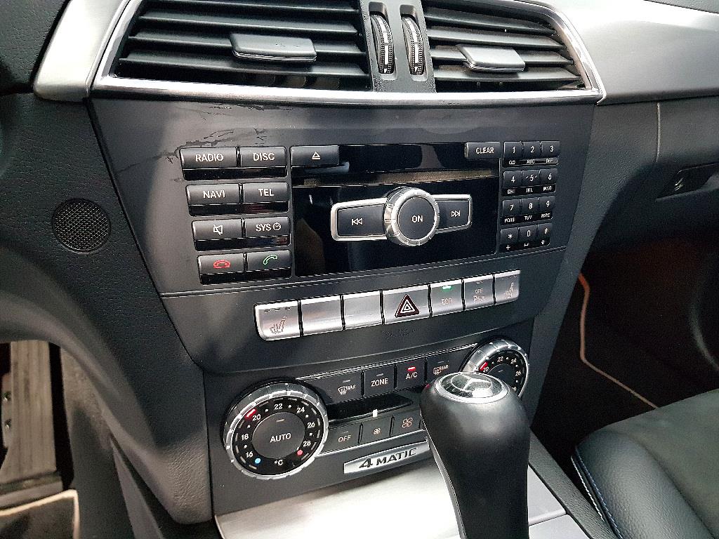 Mercedes Benz C Class - Vista 11