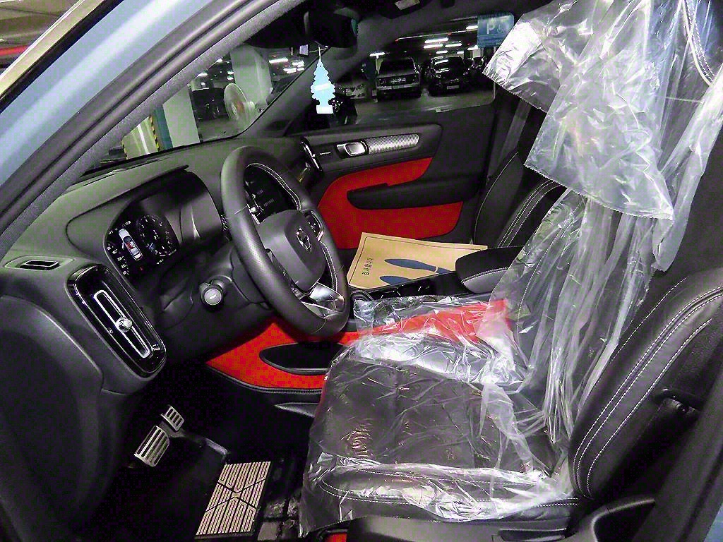 Volvo XC40 - Vista 6