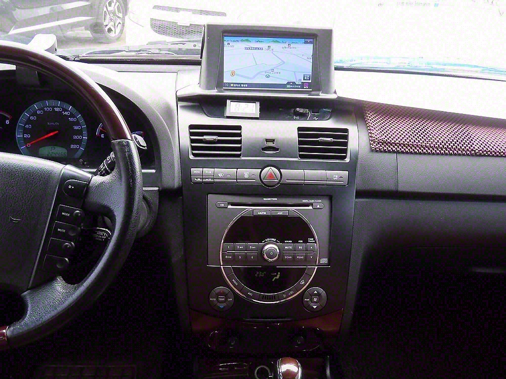 Ssangyong Rexton - Vista 10