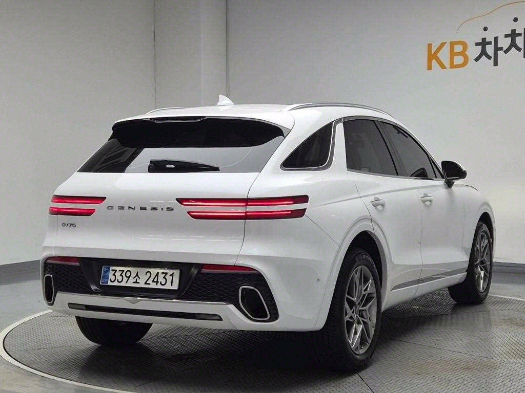 Genesis GV70 - Vista 4