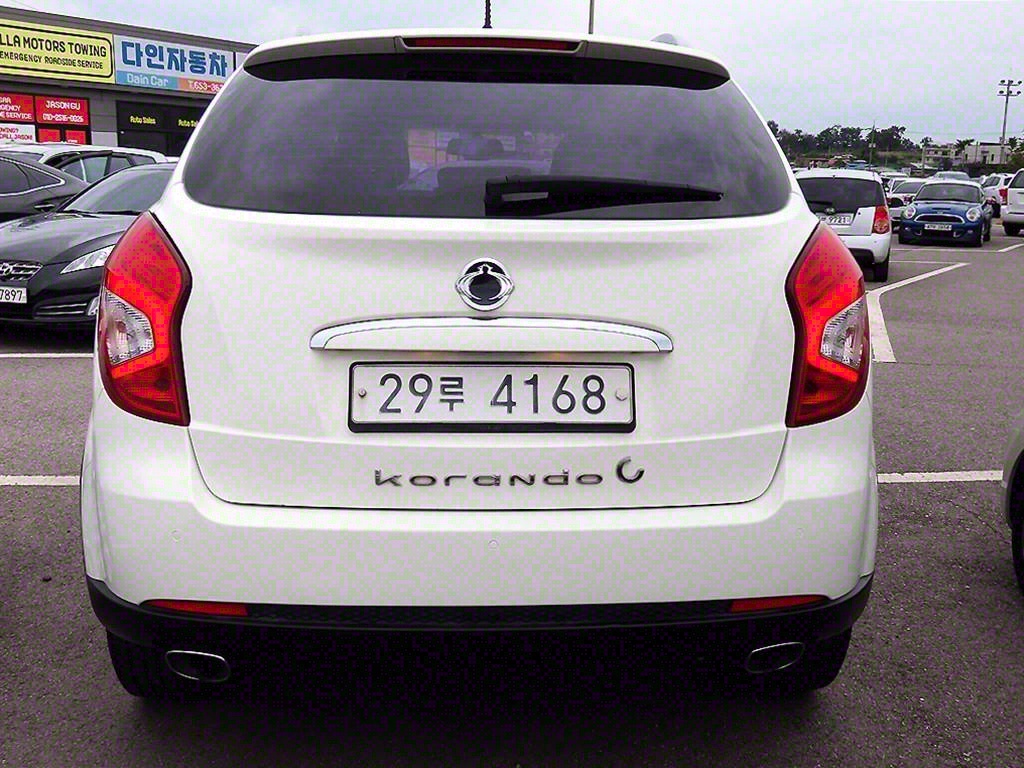 Ssangyong Korando - Vista 4