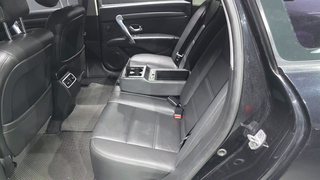 SAMSUNG SM7 - Vista 11