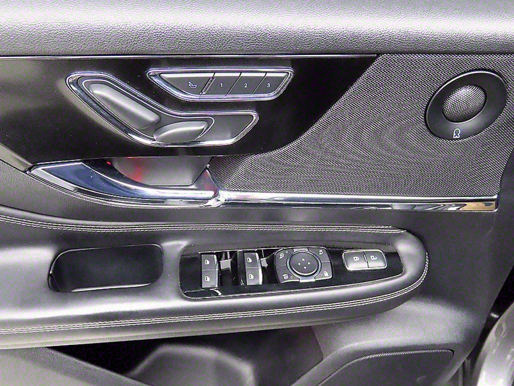 Lincoln Corsair - Vista 11