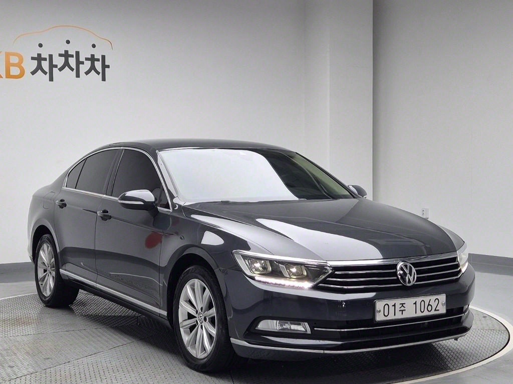 Volkswagen Passat - Vista 4