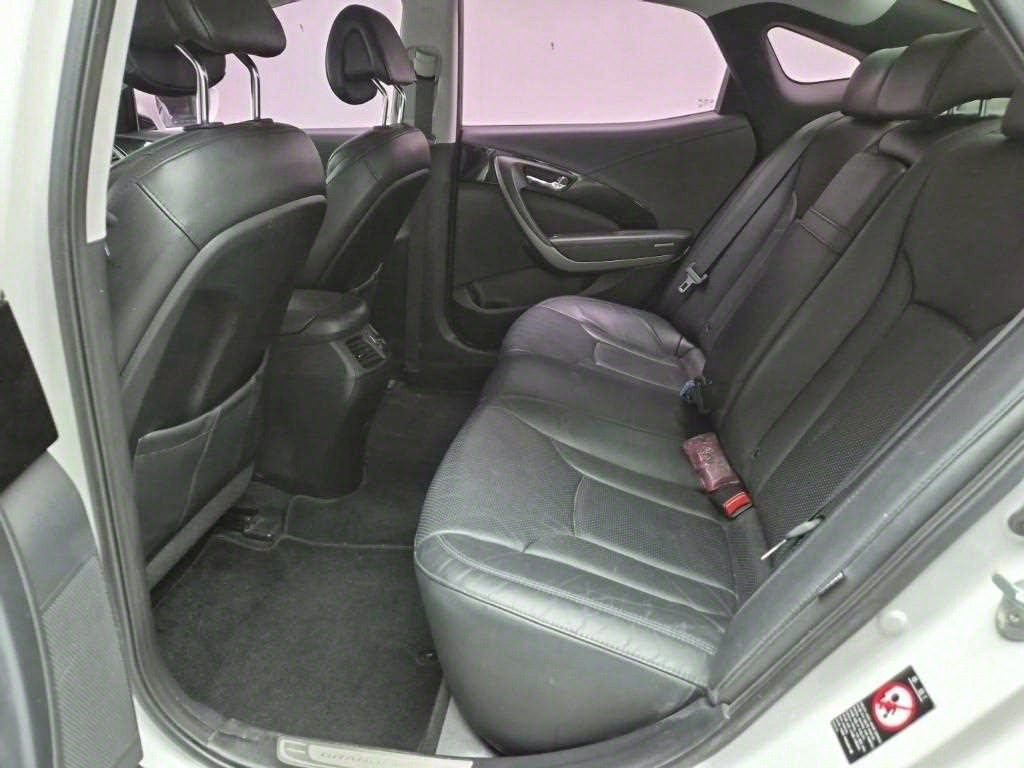 HYUNDAI Grandeur - Vista 12