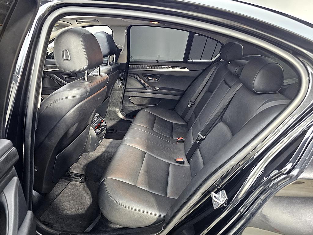 BMW 5 Series - Vista 9