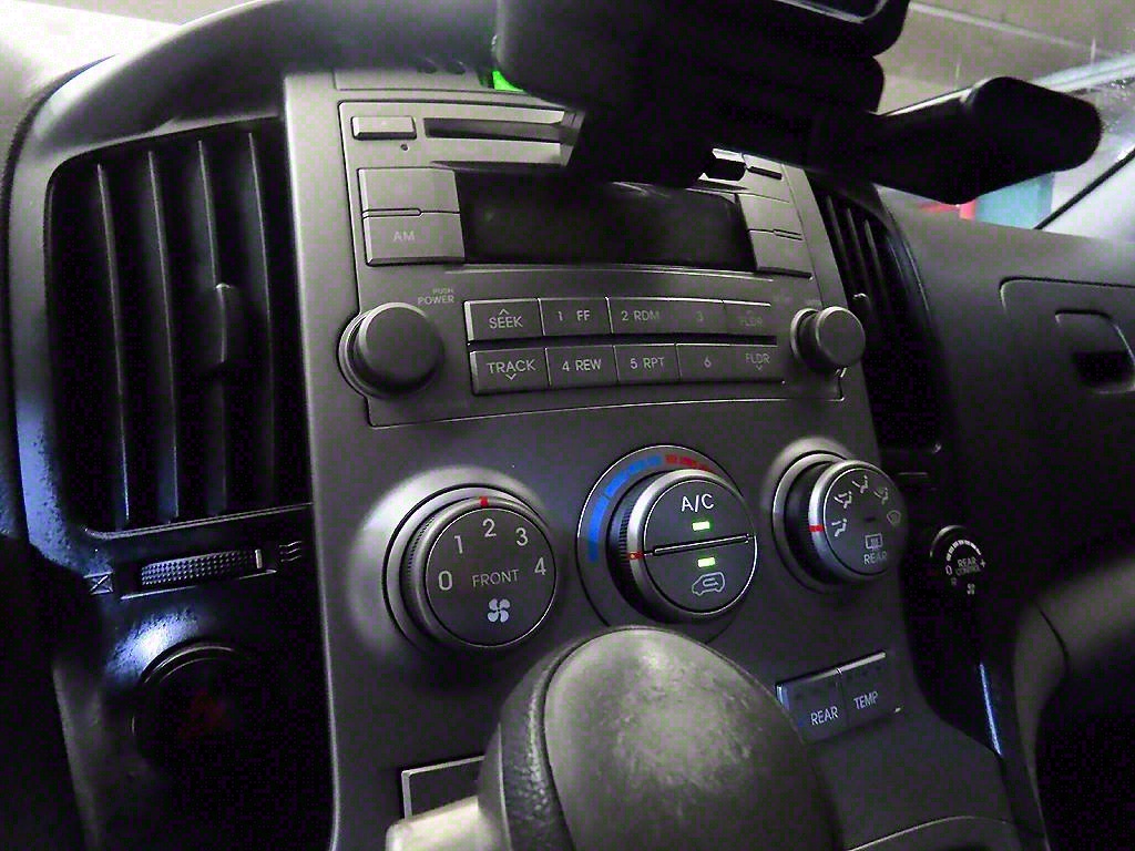 HYUNDAI Starex - Vista 12