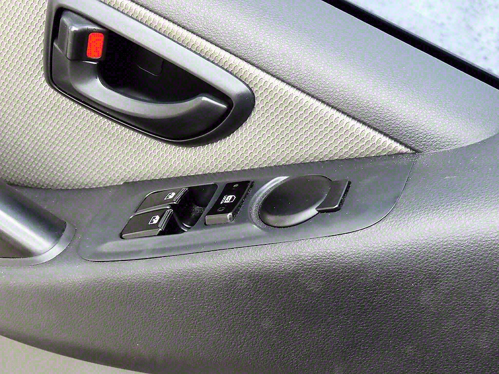 HYUNDAI Starex - Vista 10