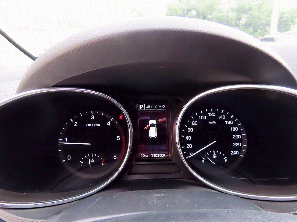 HYUNDAI Maxcruz - Vista 9