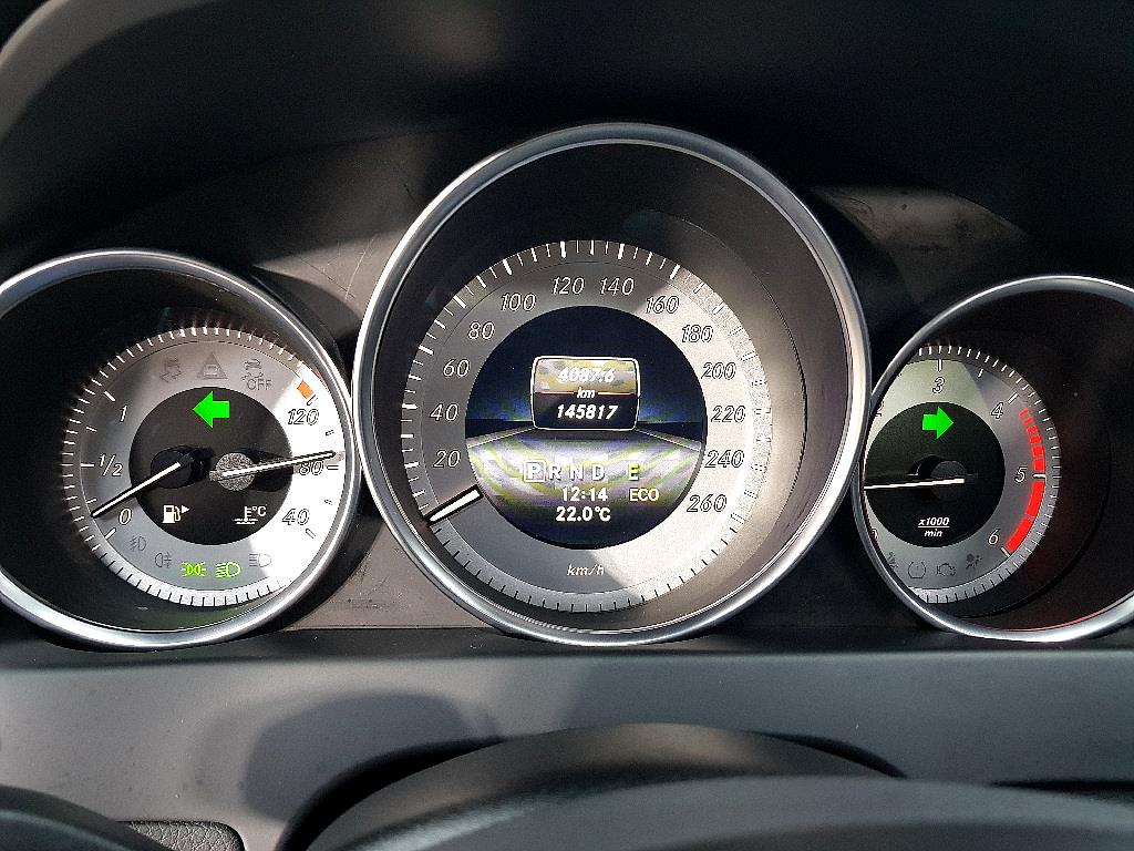 Mercedes Benz C Class - Vista 7