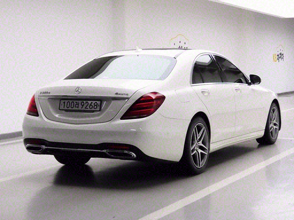 Mercedes Benz S Class - Vista 4