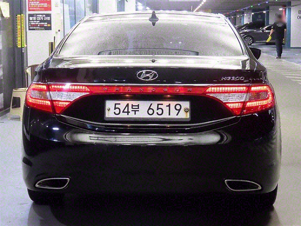 HYUNDAI Grandeur - Vista 5