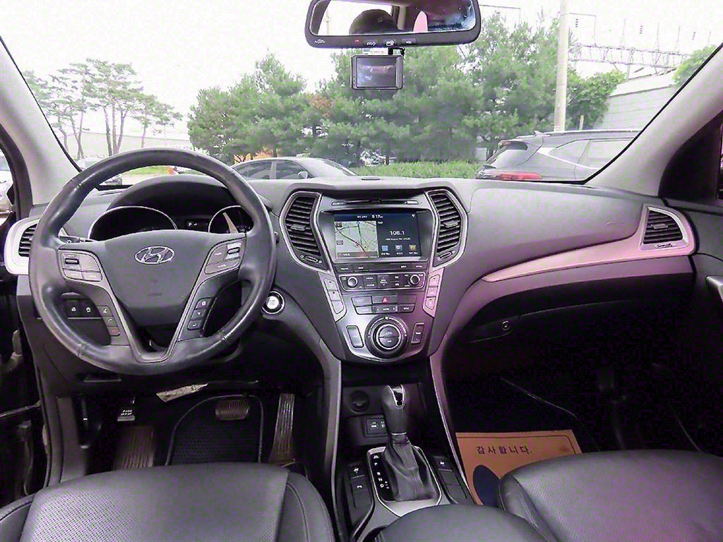HYUNDAI Maxcruz - Vista 7