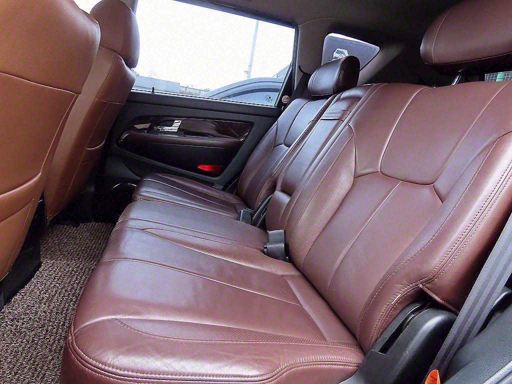 Ssangyong Rexton - Vista 6