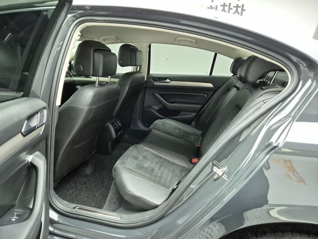 Volkswagen Passat - Vista 12